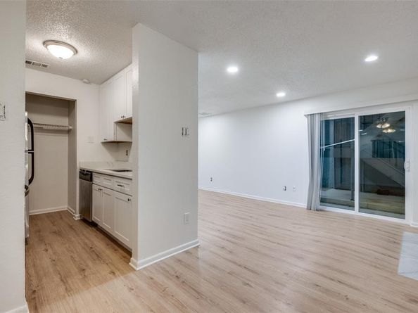 4502  Gaston Avenue  108, Dallas Texas 75246