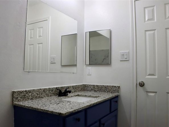 613 N Hansbarger Street , Everman Texas 76140