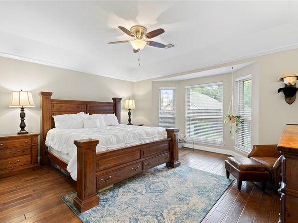 36 W Hillside Place , Trophy Club Texas 76262