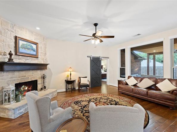 36 W Hillside Place , Trophy Club Texas 76262