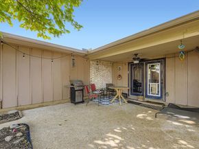 3814  Calgary Court E, Irving Texas 75062