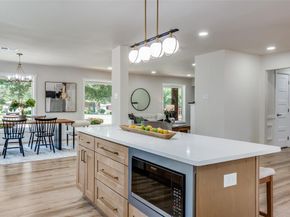 237  Easton Road , Dallas Texas 75218