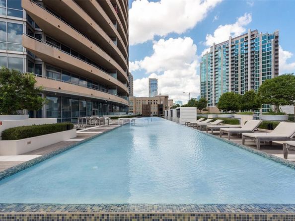 2200  Victory Avenue  1807, Dallas Texas 75219