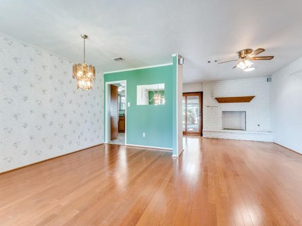 1901  Cordova Bend , Irving Texas 75060