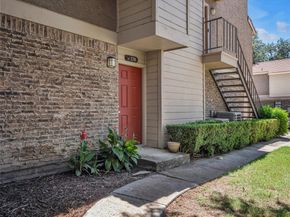 5200  Martel Avenue  27B, Dallas Texas 75206