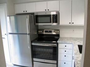 5200  Martel Avenue  27B, Dallas Texas 75206