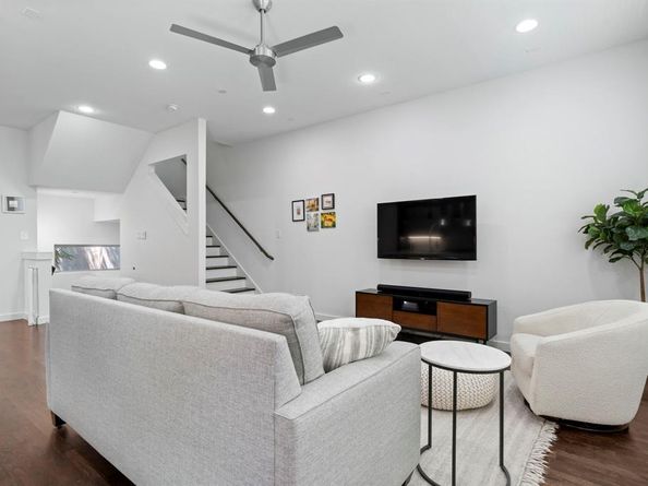 1910  Euclid Avenue  2, Dallas Texas 75206