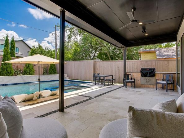 3811  Lively Lane , Dallas Texas 75220
