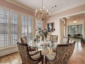 9028  Villa Park Circle , Dallas Texas 75225