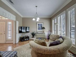 9028  Villa Park Circle , Dallas Texas 75225