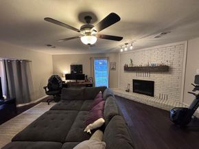 2732  Foxcroft Circle , Denton Texas 76209