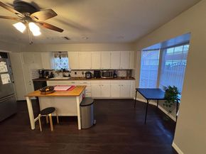 2732  Foxcroft Circle , Denton Texas 76209