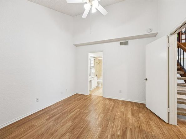 18040  Midway Road  229, Dallas Texas 75287