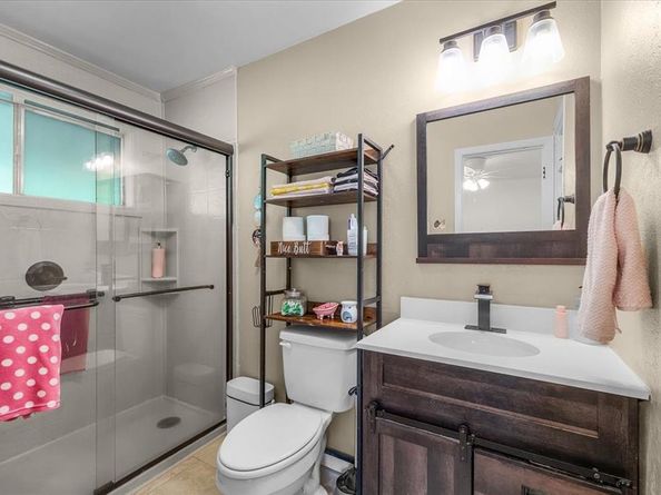 4111  Mehalia Drive , Dallas Texas 75241