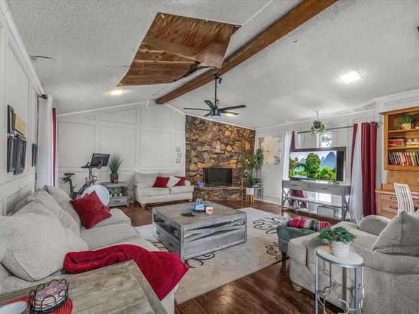 4111  Mehalia Drive , Dallas Texas 75241