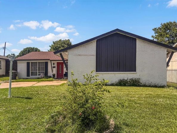4111  Mehalia Drive , Dallas Texas 75241