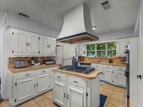 4111  Mehalia Drive , Dallas Texas 75241