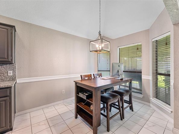 6502  Country Creek Drive , Arlington Texas 76001