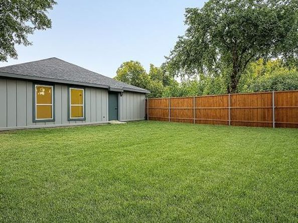5401  Helmick Avenue , Fort Worth Texas 76107