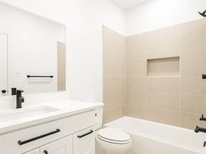 5401  Helmick Avenue , Fort Worth Texas 76107
