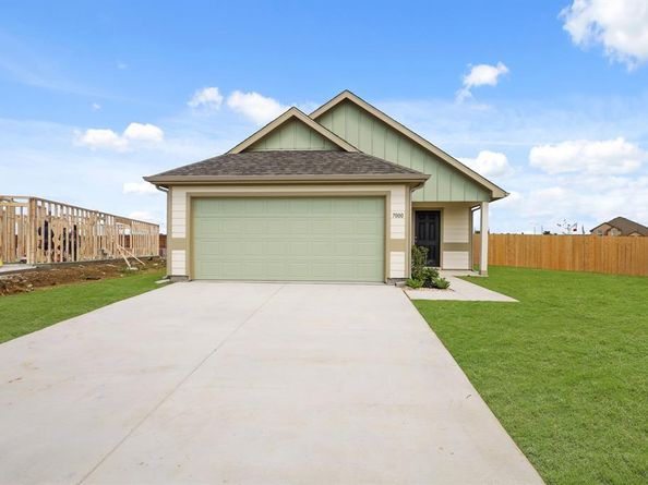 7000  Trestle Street , Fort Worth Texas 76036