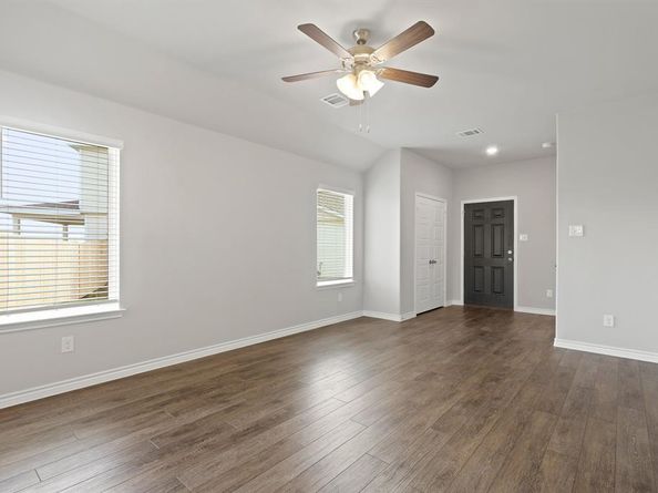 7000  Trestle Street , Fort Worth Texas 76036