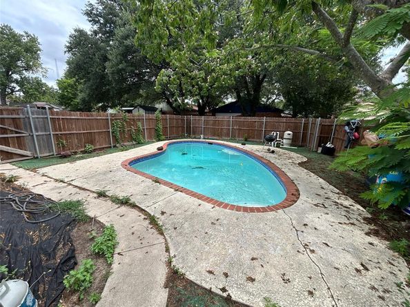6310  Glenmoor Drive , Garland Texas 75043