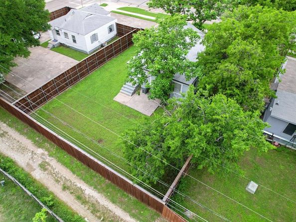 4706 W University Boulevard , Dallas Texas 75209