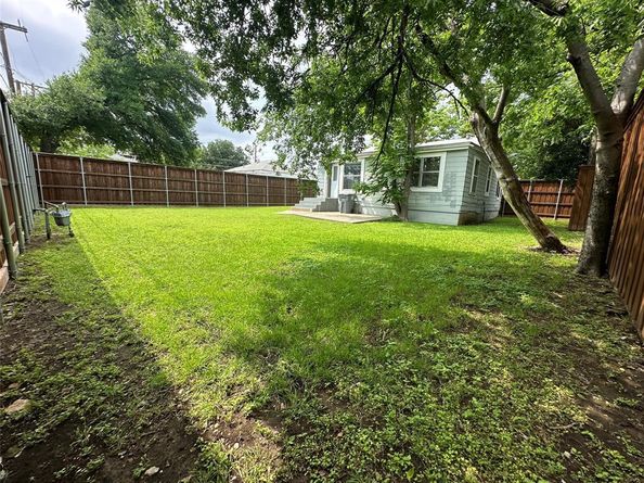 4706 W University Boulevard , Dallas Texas 75209