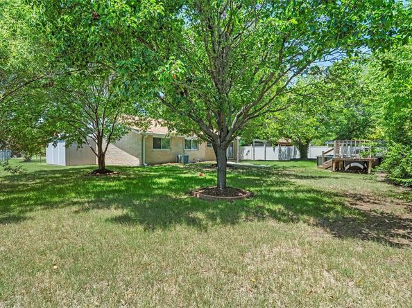 2806  Harvard Street N, Irving Texas 75062