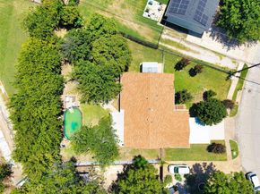 2806  Harvard Street N, Irving Texas 75062