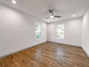 908 S Ewing Avenue , Dallas Texas 75203