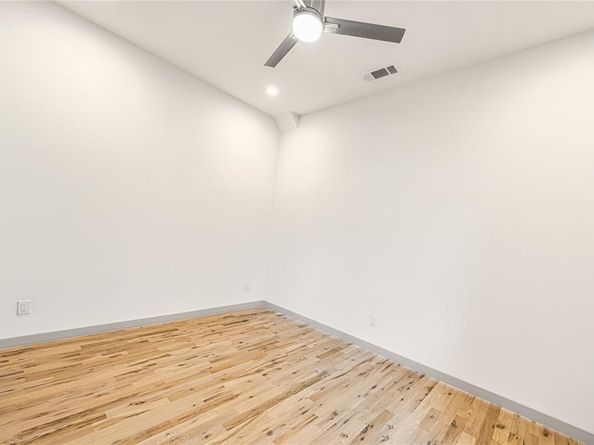 908 S Ewing Avenue , Dallas Texas 75203