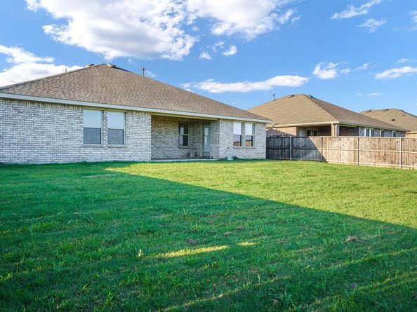 653  Bunker Hill Road , Fate Texas 75189