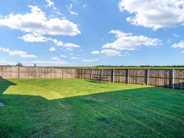 653  Bunker Hill Road , Fate Texas 75189