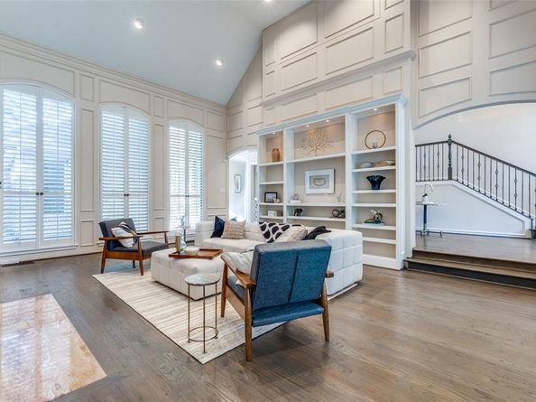 7806  Glen Albens Circle , Dallas Texas 75225