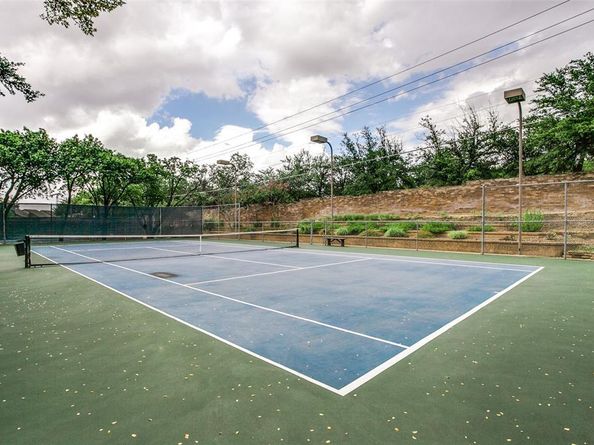 7806  Glen Albens Circle , Dallas Texas 75225