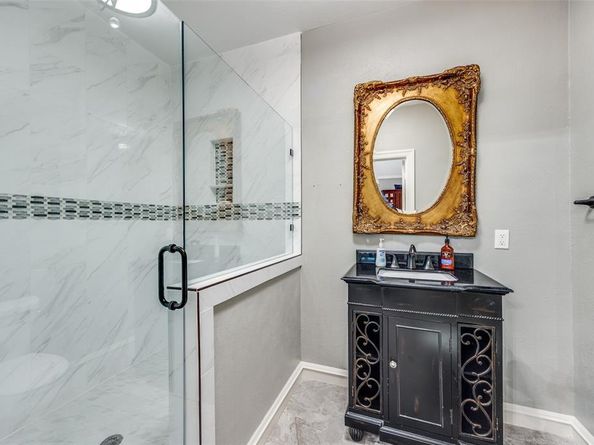 7806  Glen Albens Circle , Dallas Texas 75225