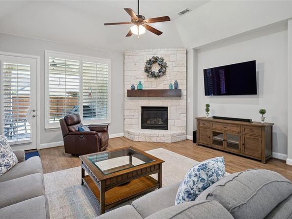 3252  Sky Lane , Celina Texas 75009