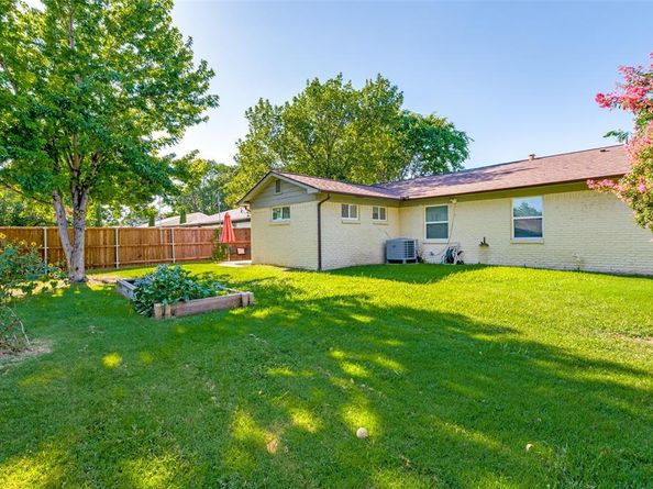 1209  Ridgeway Drive , Richardson Texas 75080