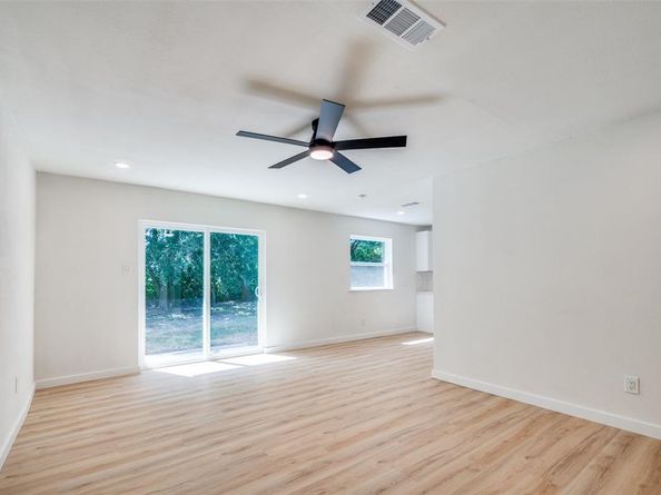 509  Steeple Ridge Court , Everman Texas 76140