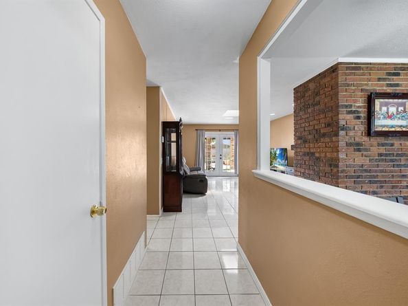3722  Hillsdale Lane , Garland Texas 75042