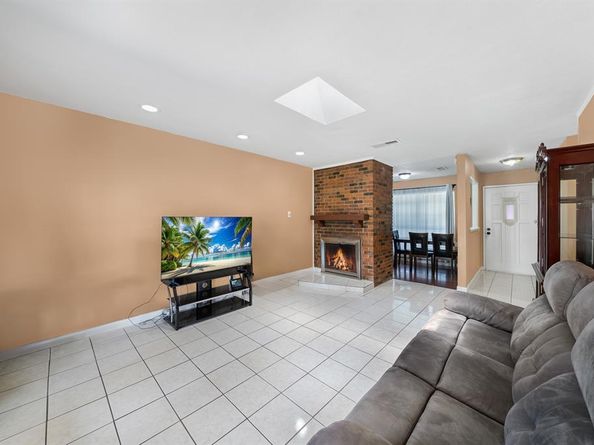 3722  Hillsdale Lane , Garland Texas 75042