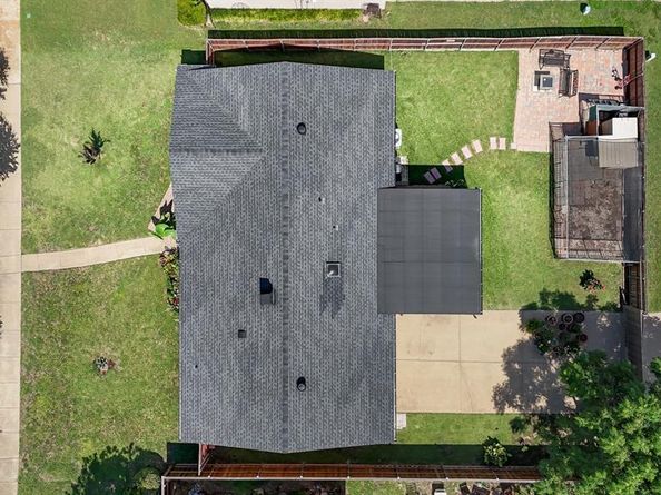 3722  Hillsdale Lane , Garland Texas 75042