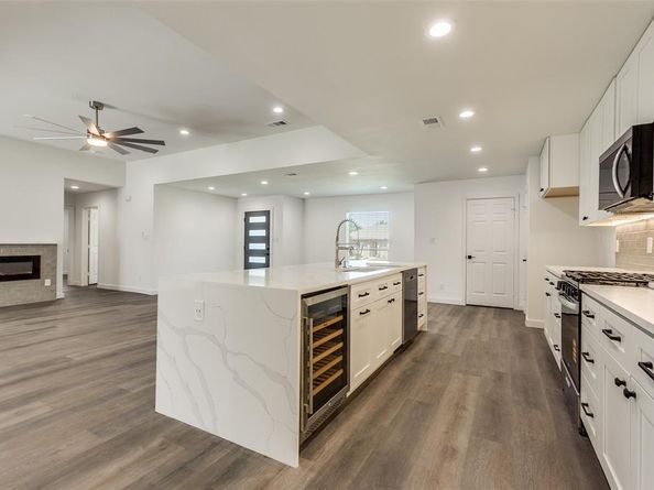 2312  Eastgate Drive , Carrollton Texas 75006