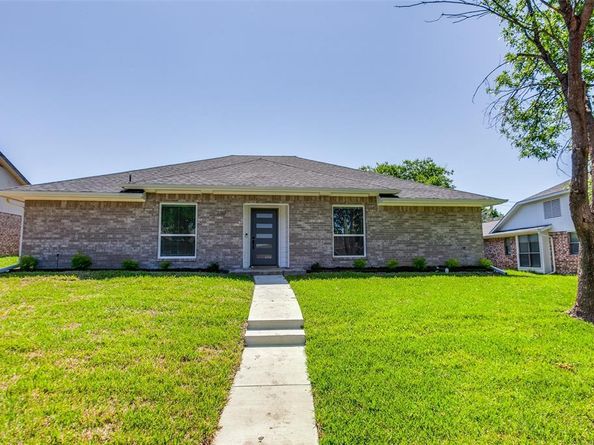 2312  Eastgate Drive , Carrollton Texas 75006