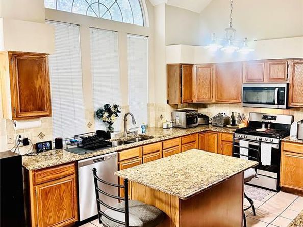 1103  Cain Court , Cedar Hill Texas 75104
