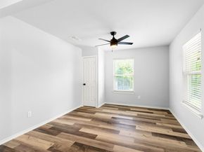 1105  Freeman Street , Fort Worth Texas 76104