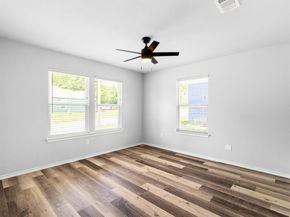 1105  Freeman Street , Fort Worth Texas 76104