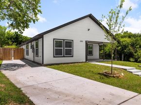 1105  Freeman Street , Fort Worth Texas 76104